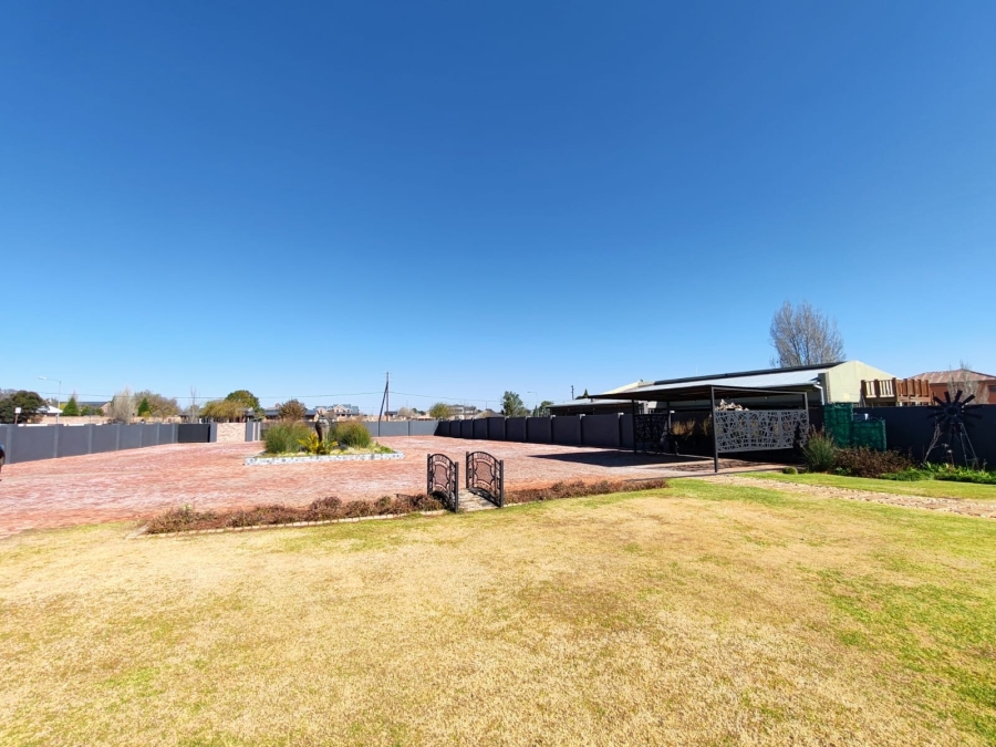 3 Bedroom Property for Sale in Grimbeeck Park North West